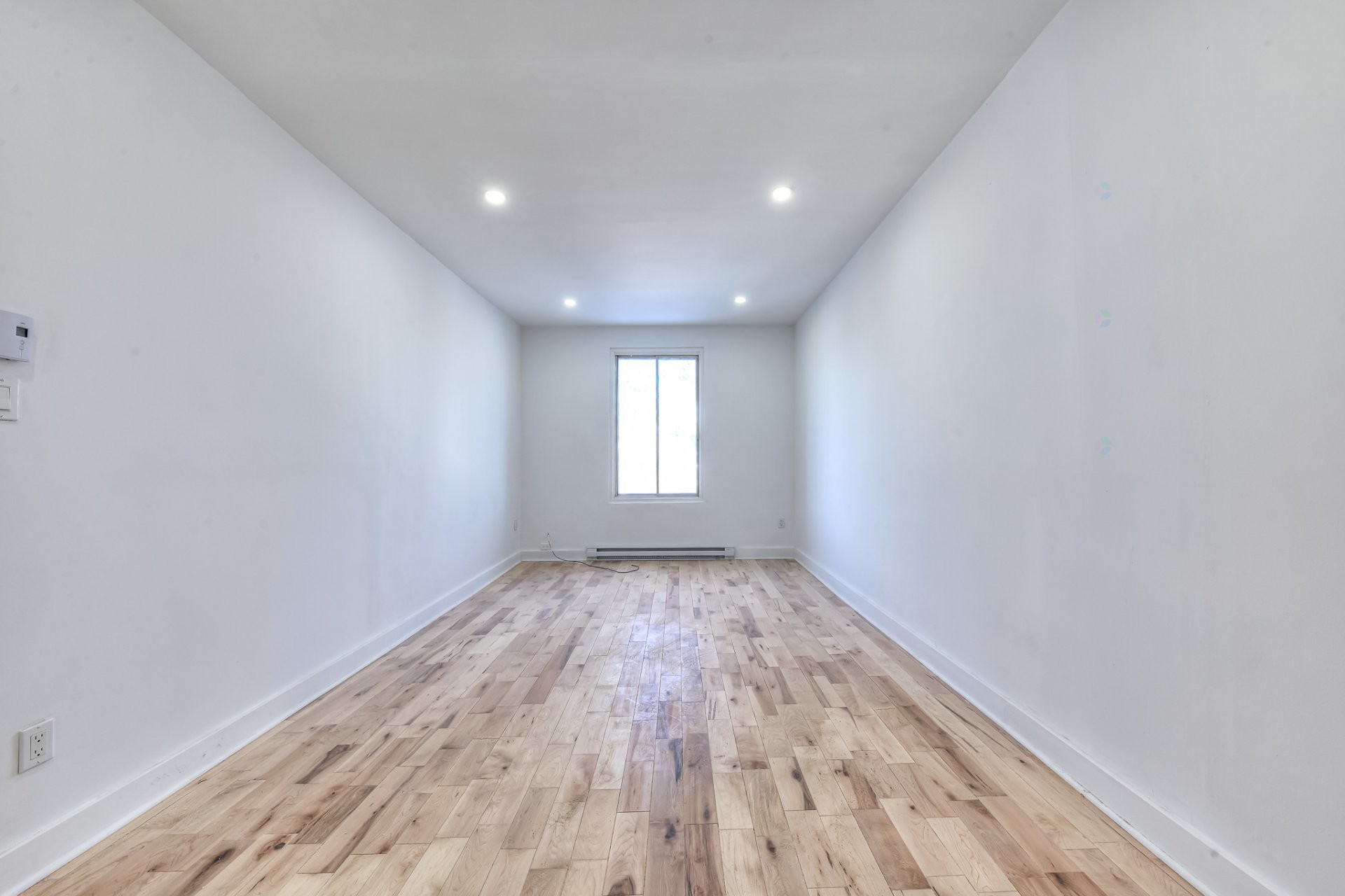 Chambre à coucher - 1056 Av. Harvard, Montréal (Côte-Des-Neiges/Notre-Dame-De-Grâce), QC - Indoor Photo Showing Other Room