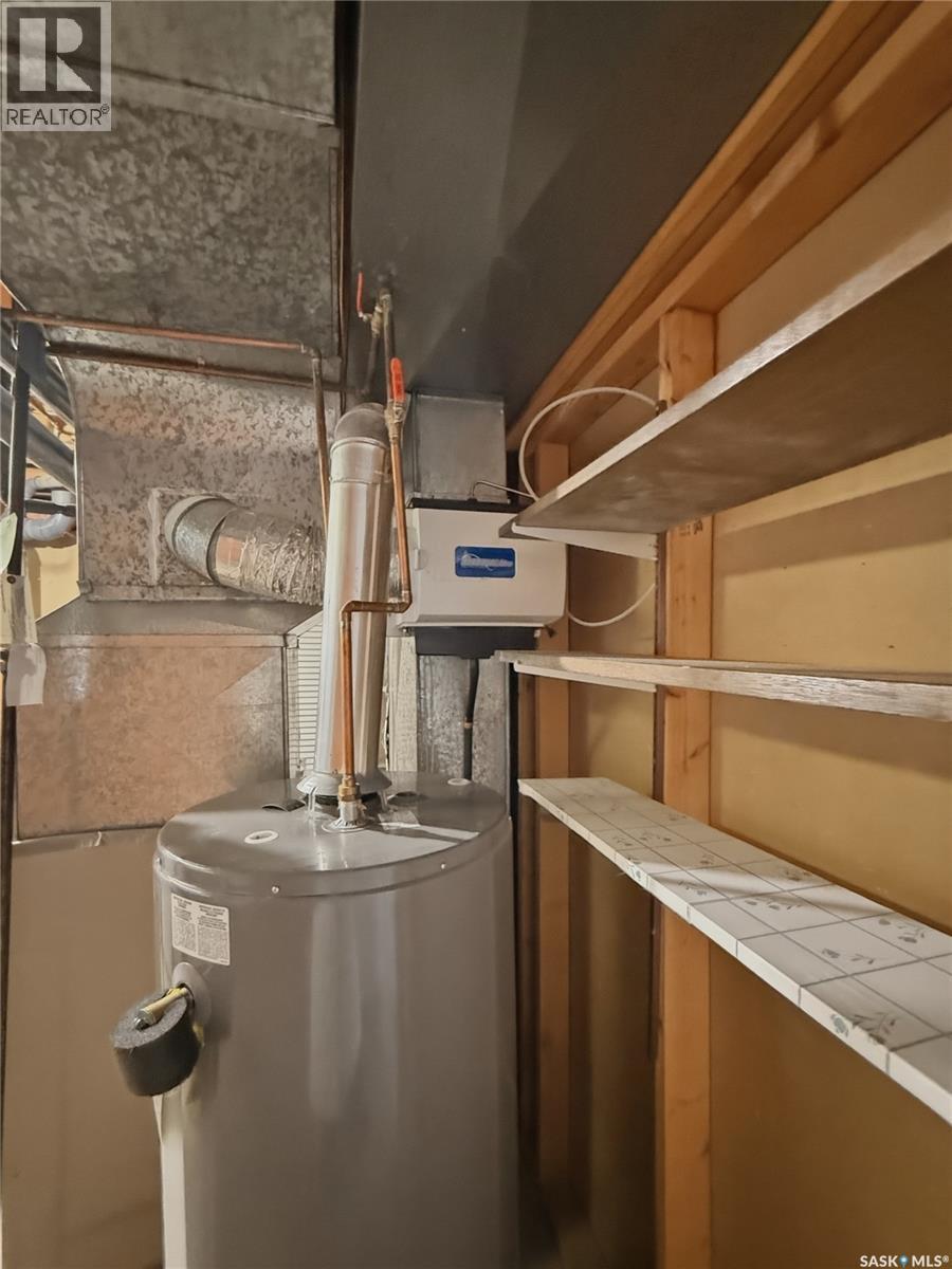 264 Hayes Drive, Swift Current, SK - Indoor