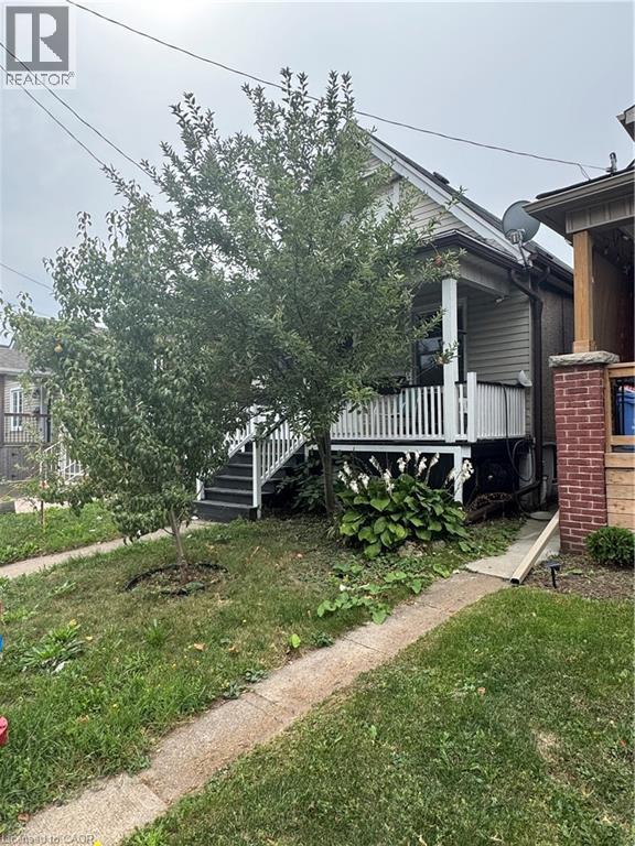 82 Cambridge Avenue, Hamilton, ON - Outdoor