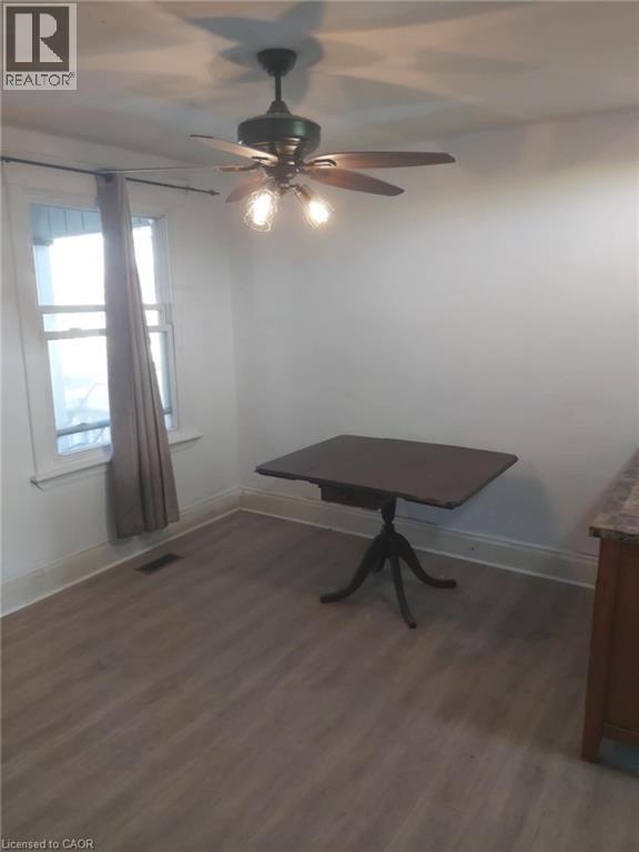 82 Cambridge Avenue, Hamilton, ON - Indoor Photo Showing Other Room