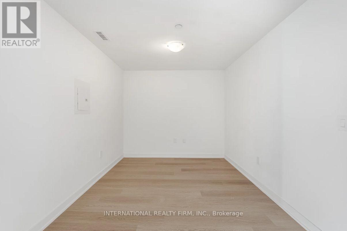 710 - 859 The Queensway, Toronto, ON - Indoor Photo Showing Other Room