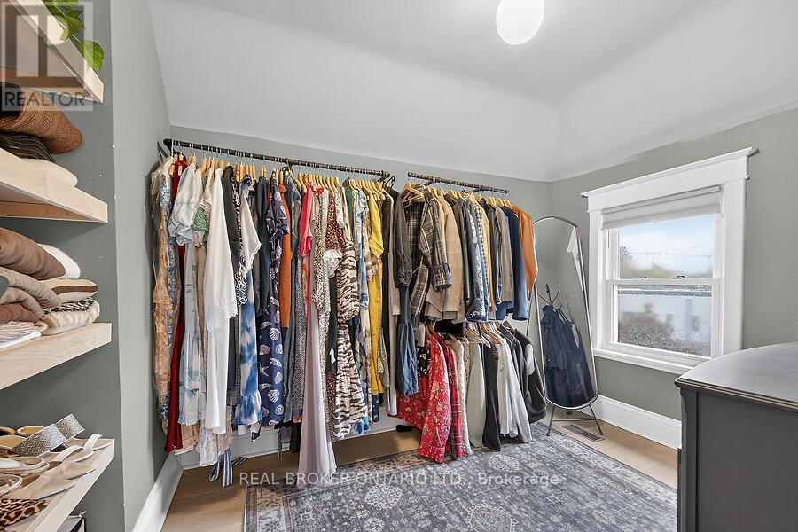 58 East Bend Avenue N, Hamilton, ON - Indoor With Storage