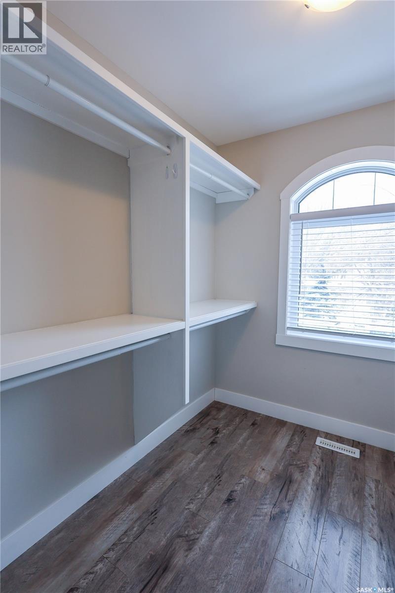 304 3Rd Street E, Saskatoon, SK - Indoor With Storage
