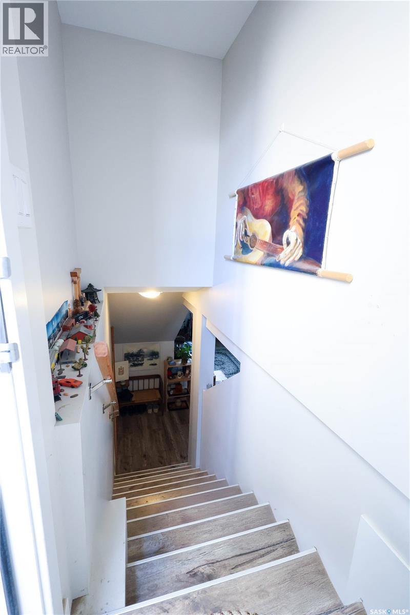 304 3Rd Street E, Saskatoon, SK - Indoor Photo Showing Other Room