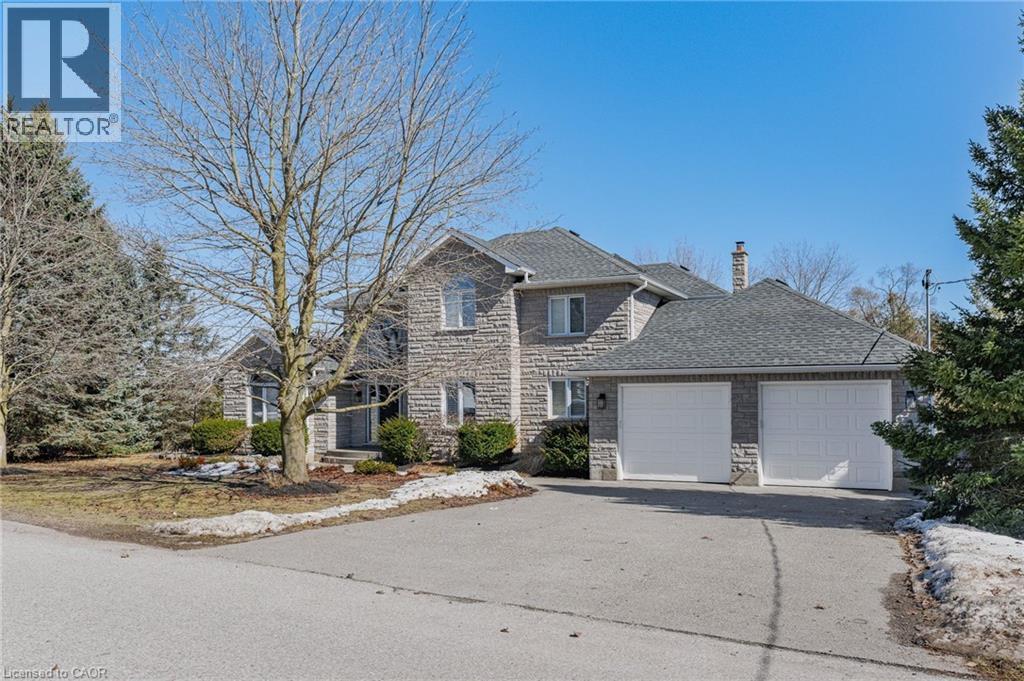 1 Brown Avenue, Cambridge, ON - Outdoor