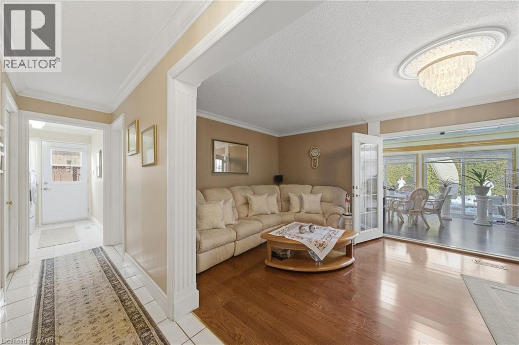 1149 Dowland Crescent, Burlington, ON - Indoor Photo Showing Other Room