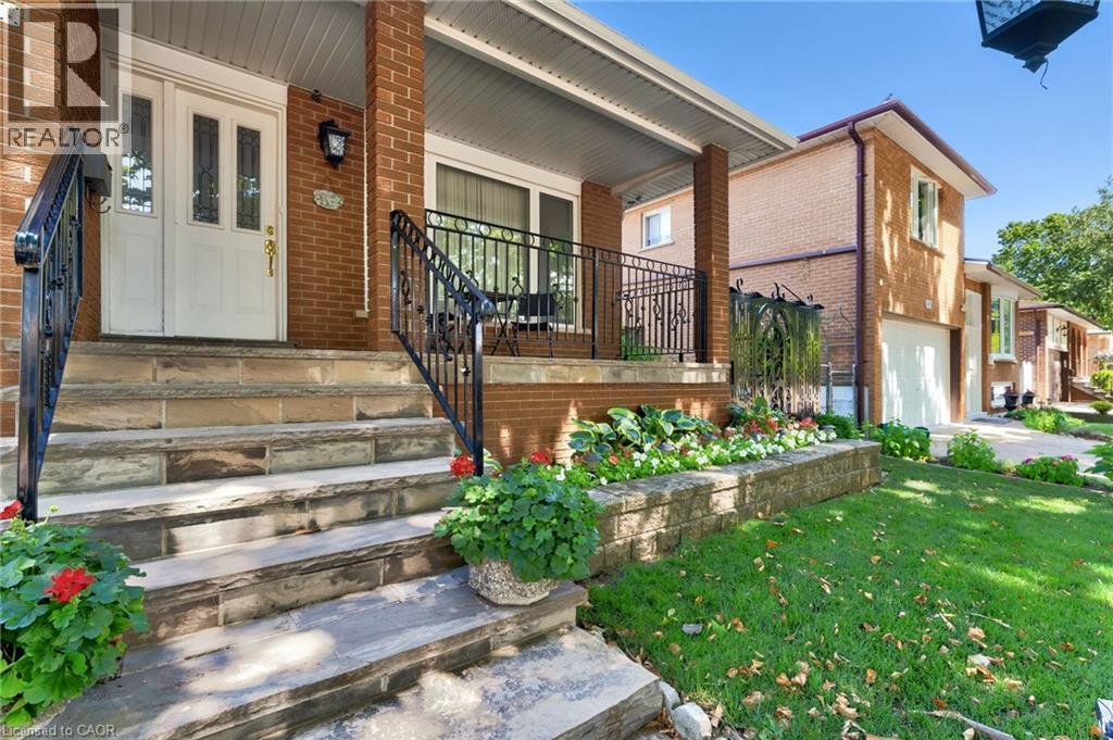 1149 Dowland Crescent, Burlington, ON - Outdoor