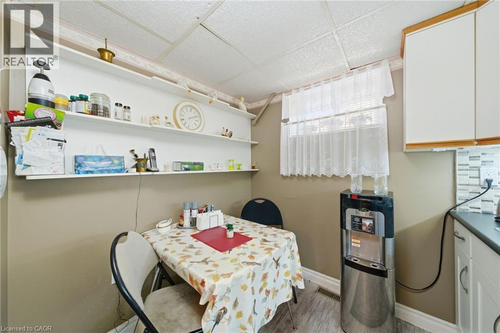 1149 Dowland Crescent, Burlington, ON - Indoor