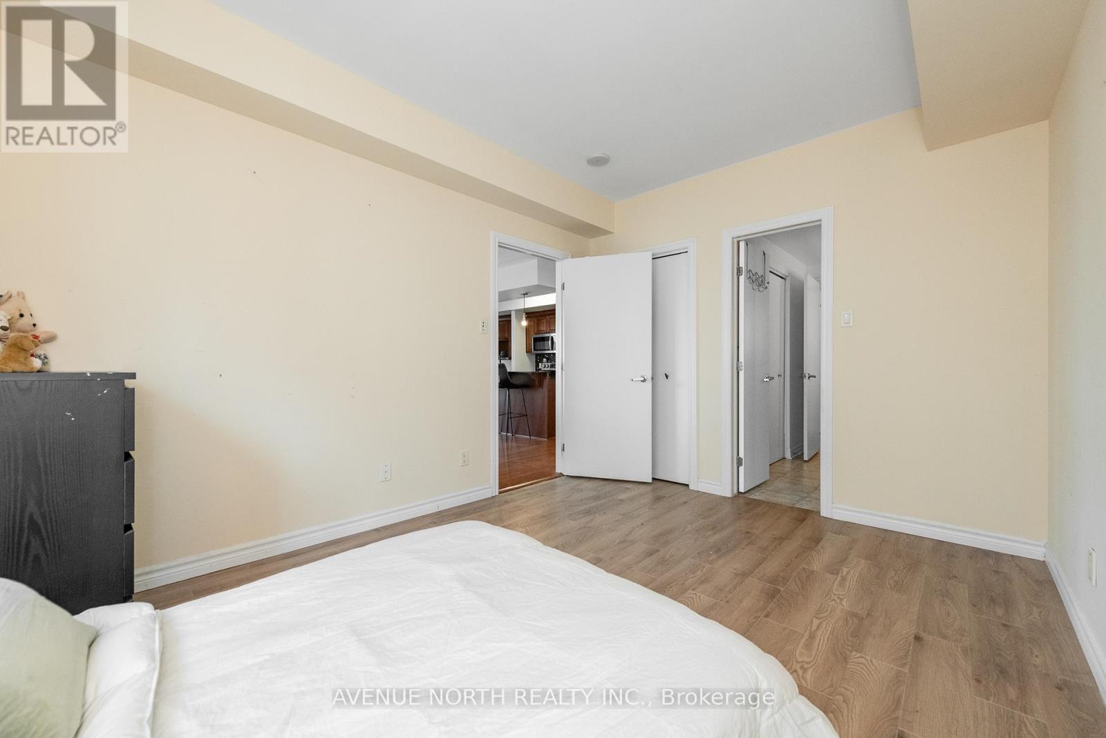 912 - 200 Rideau Street, Ottawa, ON - Indoor Photo Showing Bedroom