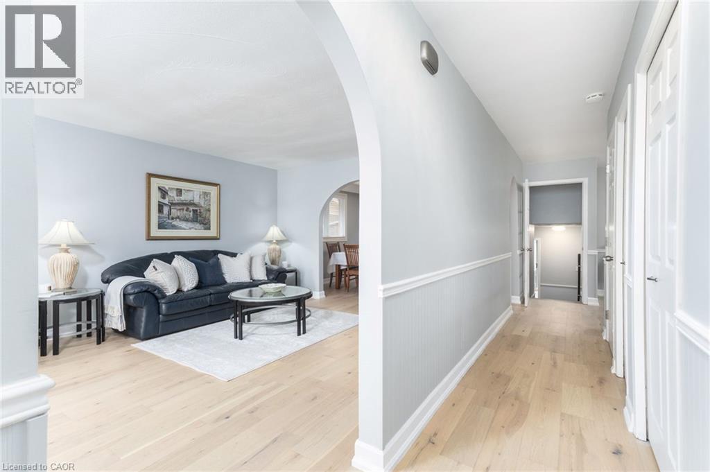 63 Lionsgate Avenue, Hamilton, ON - Indoor