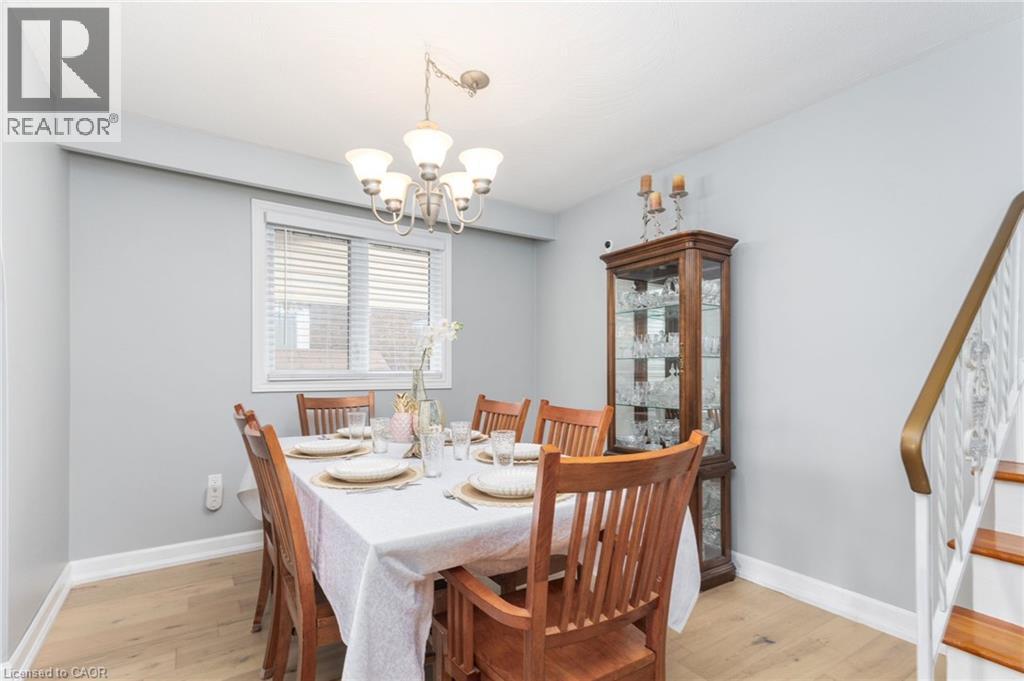 63 Lionsgate Avenue, Hamilton, ON - Indoor Photo Showing Dining Room
