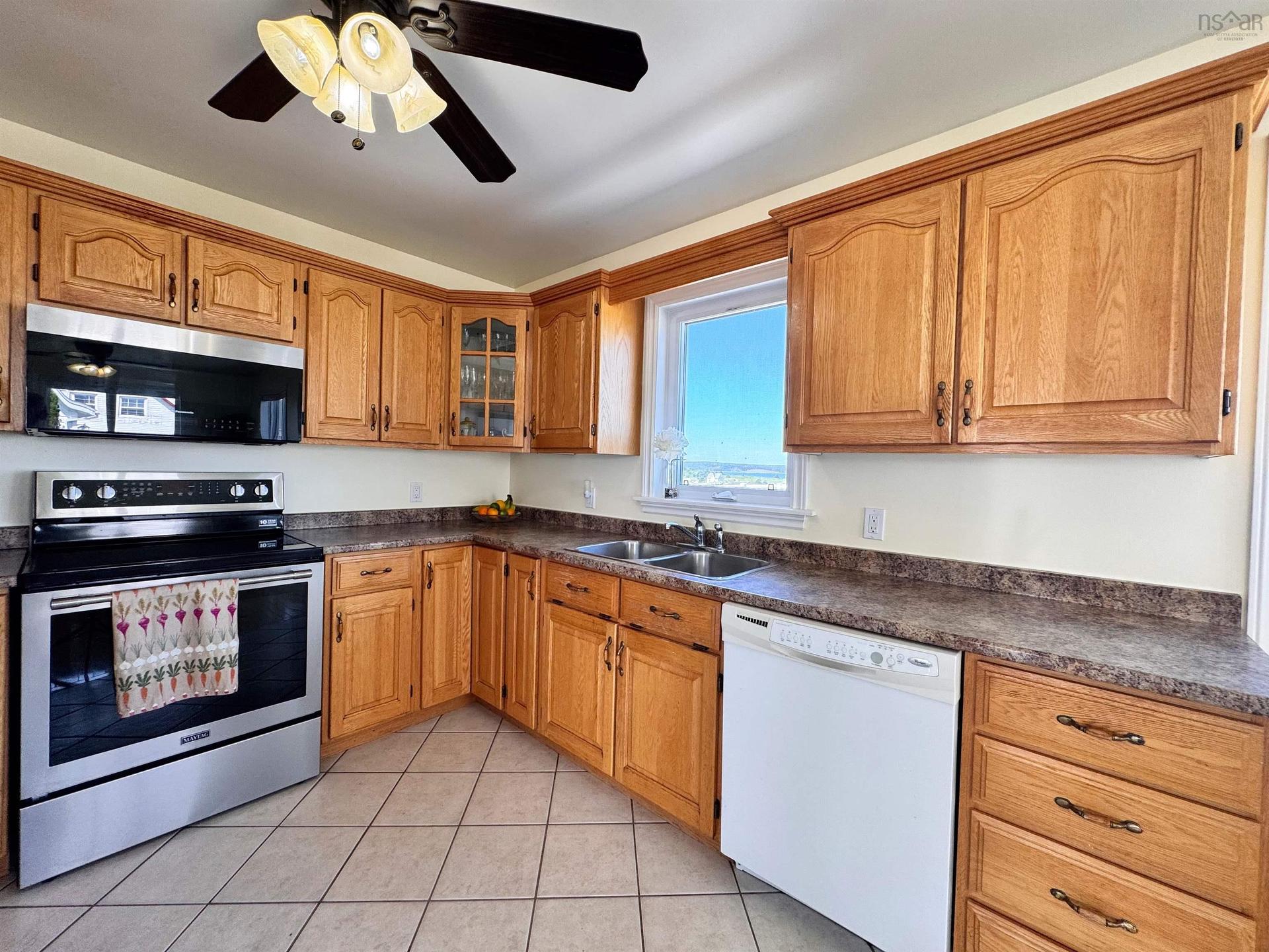 48 Seaview Drive, Gabarus, NS