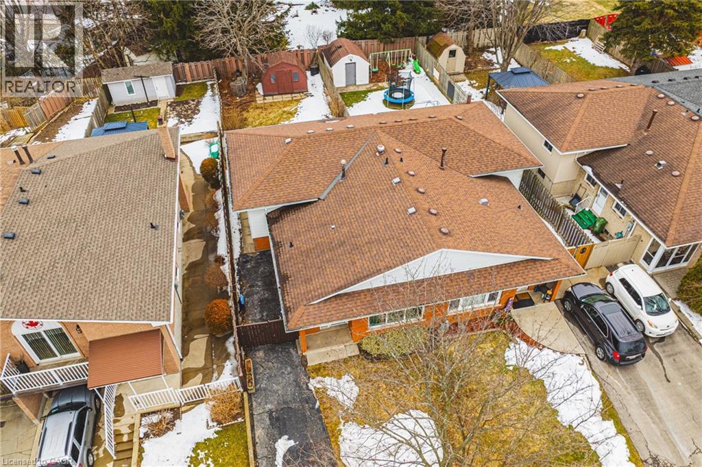 21 Lynwood Road, Hamilton, ON - Outdoor