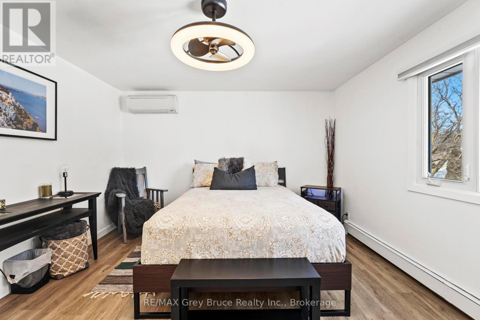 Primary Bedroom - Second Floor - 74 Inwood Crescent, Kitchener, ON - Indoor Photo Showing Bedroom