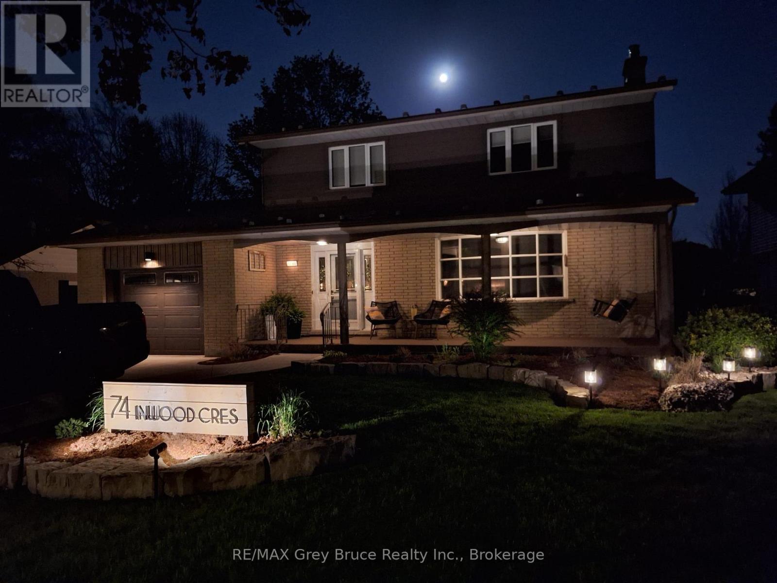 Summer Outside - Front - 74 Inwood Crescent, Kitchener, ON - Outdoor