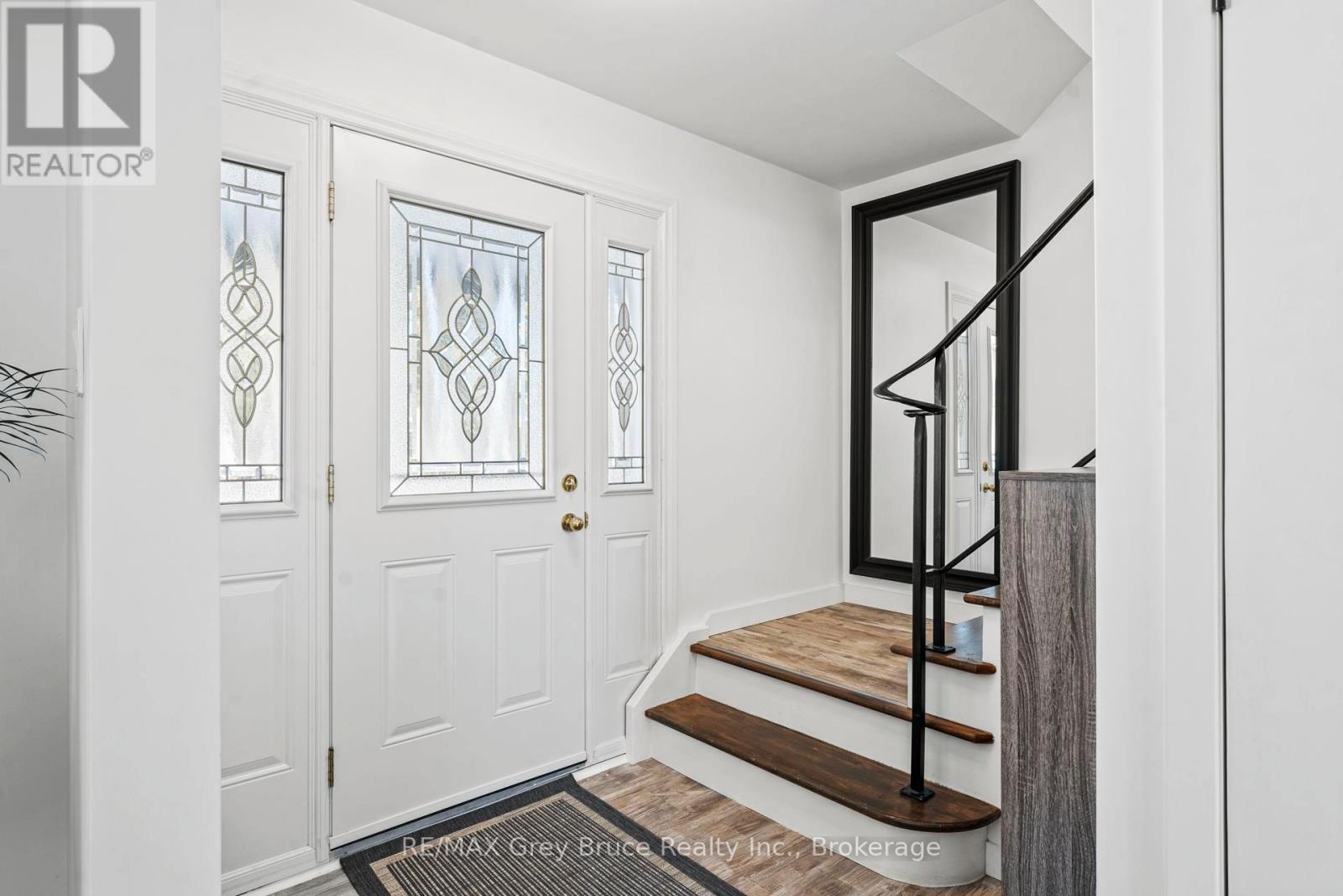 Front Entrance - 74 Inwood Crescent, Kitchener, ON - Indoor Photo Showing Other Room