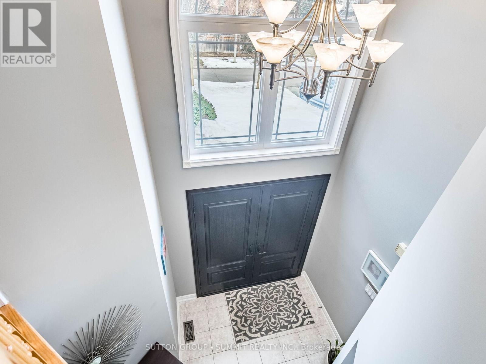 5437 Middleport Crescent, Mississauga, ON - Indoor Photo Showing Other Room