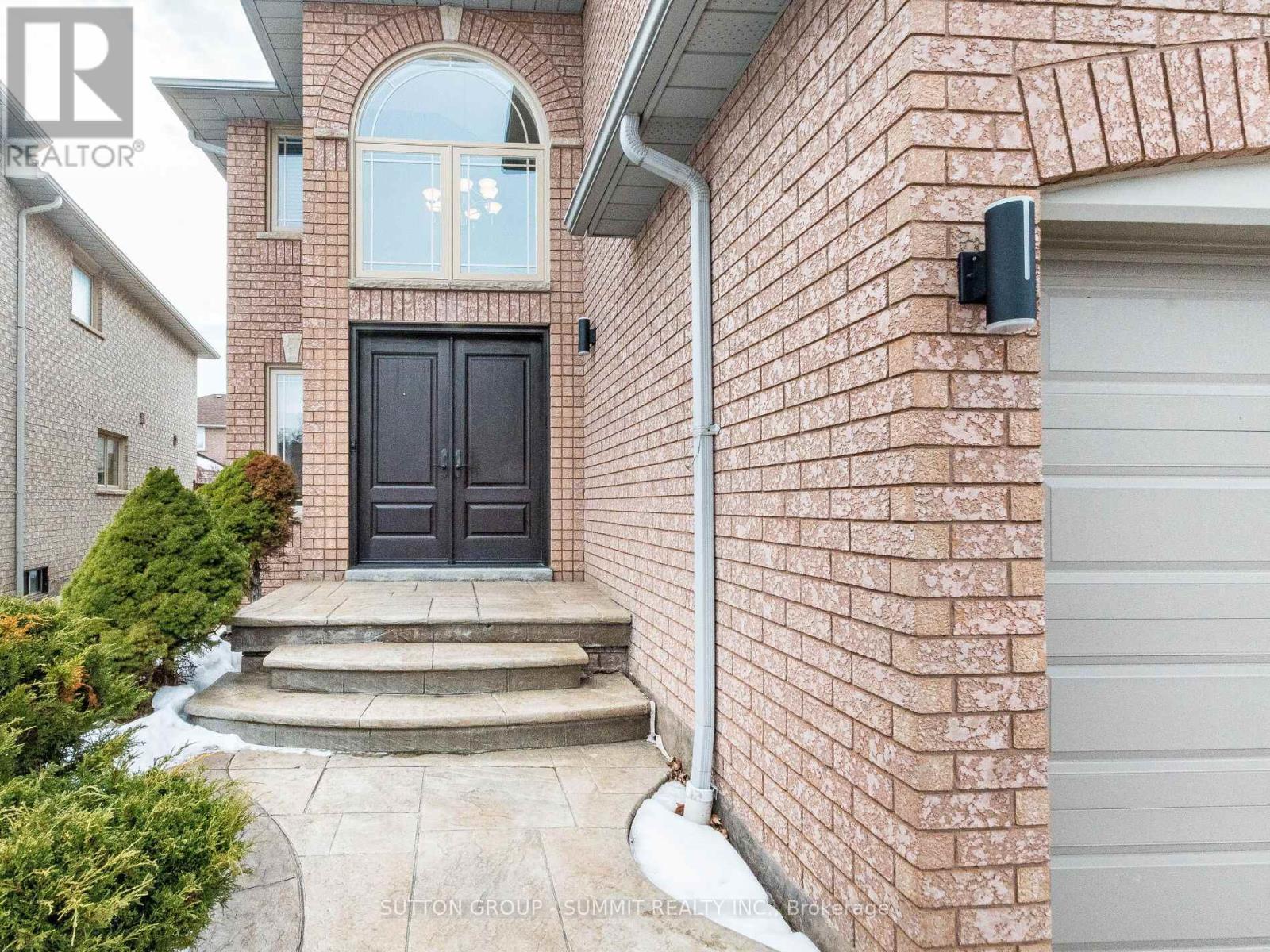 5437 Middleport Crescent, Mississauga, ON - Outdoor With Exterior