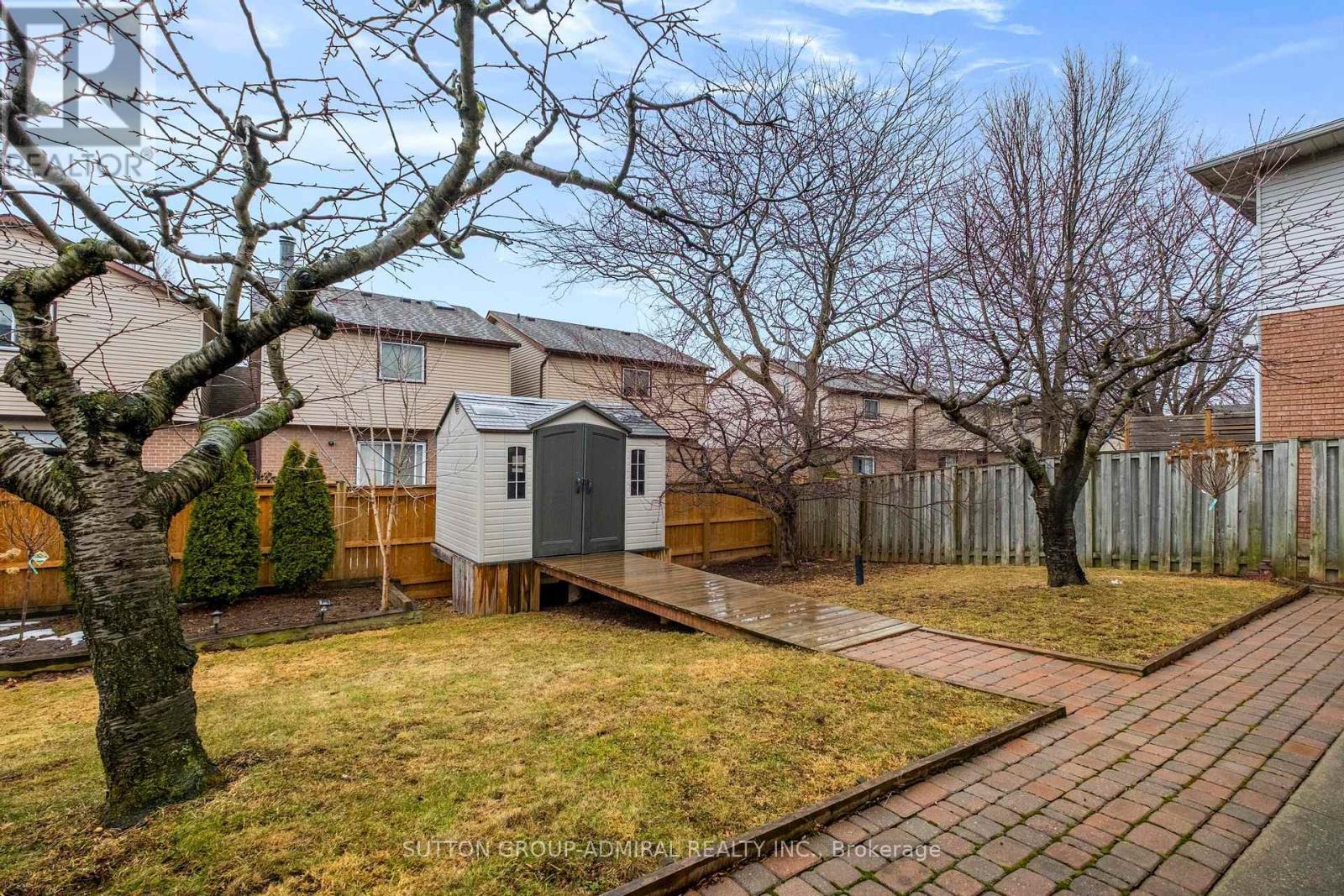 47 Sandy Drive, Hamilton, ON - Outdoor