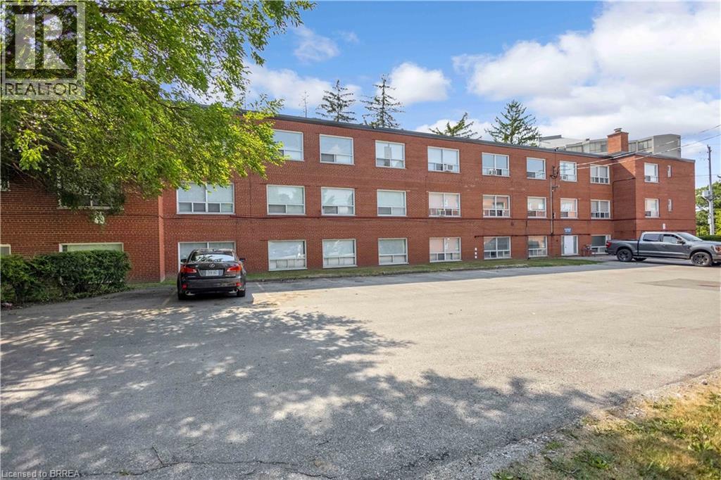 57 Mericourt Road Unit# 310, Hamilton, ON - Outdoor