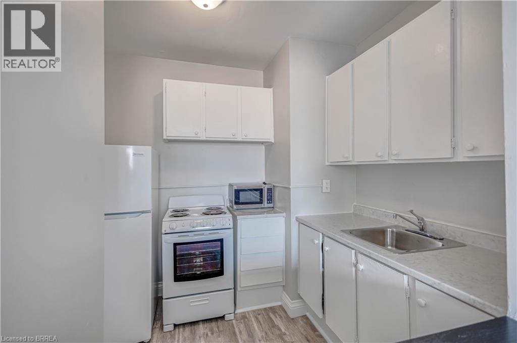 Kitchen - 57 Mericourt Road Unit# 310, Hamilton, ON - Indoor Photo Showing Kitchen