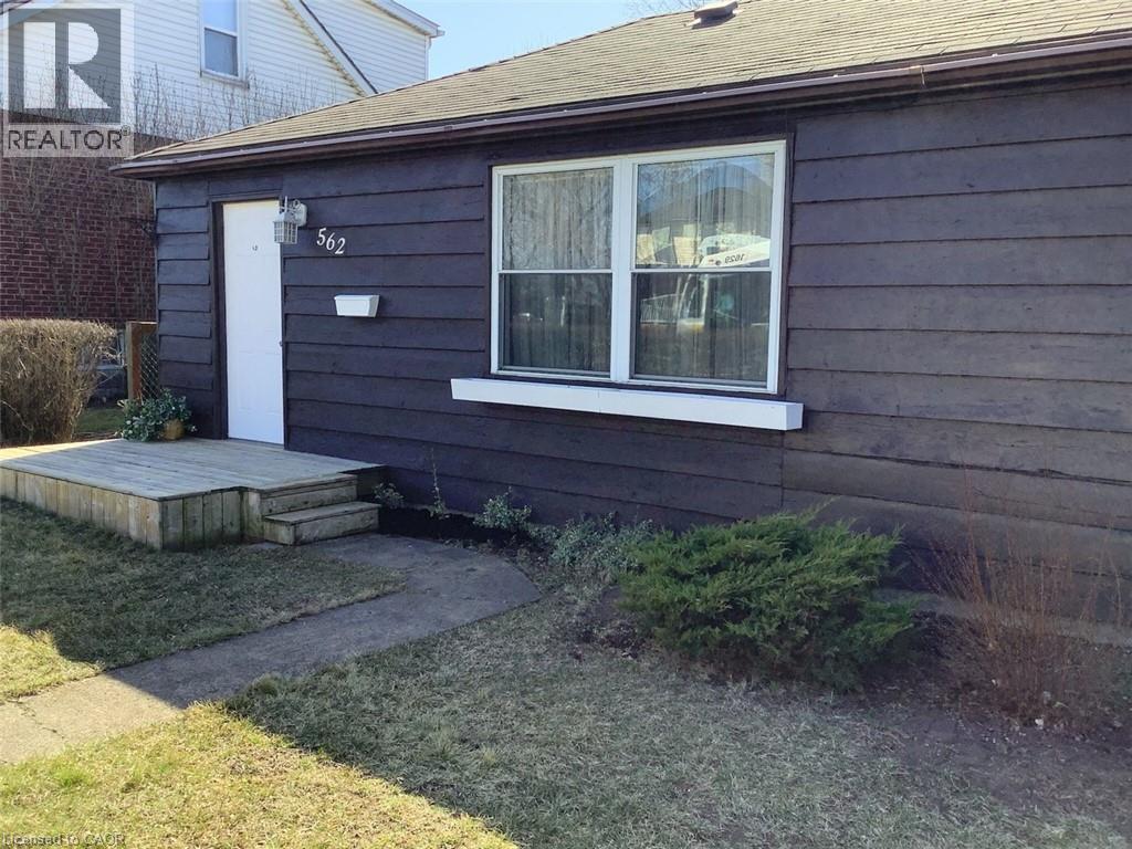 562 Beach Boulevard, Hamilton, ON - Outdoor With Exterior