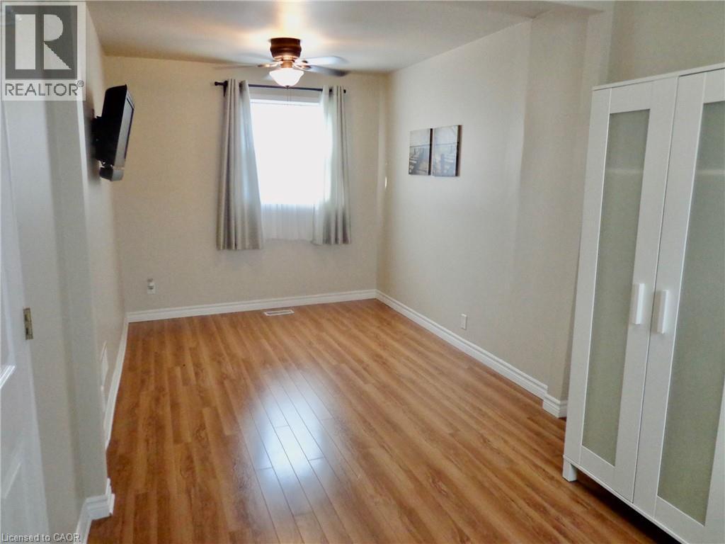 562 Beach Boulevard, Hamilton, ON - Indoor Photo Showing Other Room