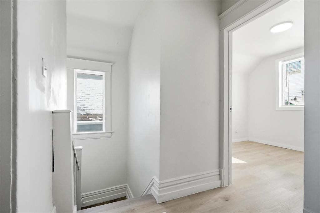 380 Tweed Avenue, Winnipeg, MB - Indoor Photo Showing Other Room