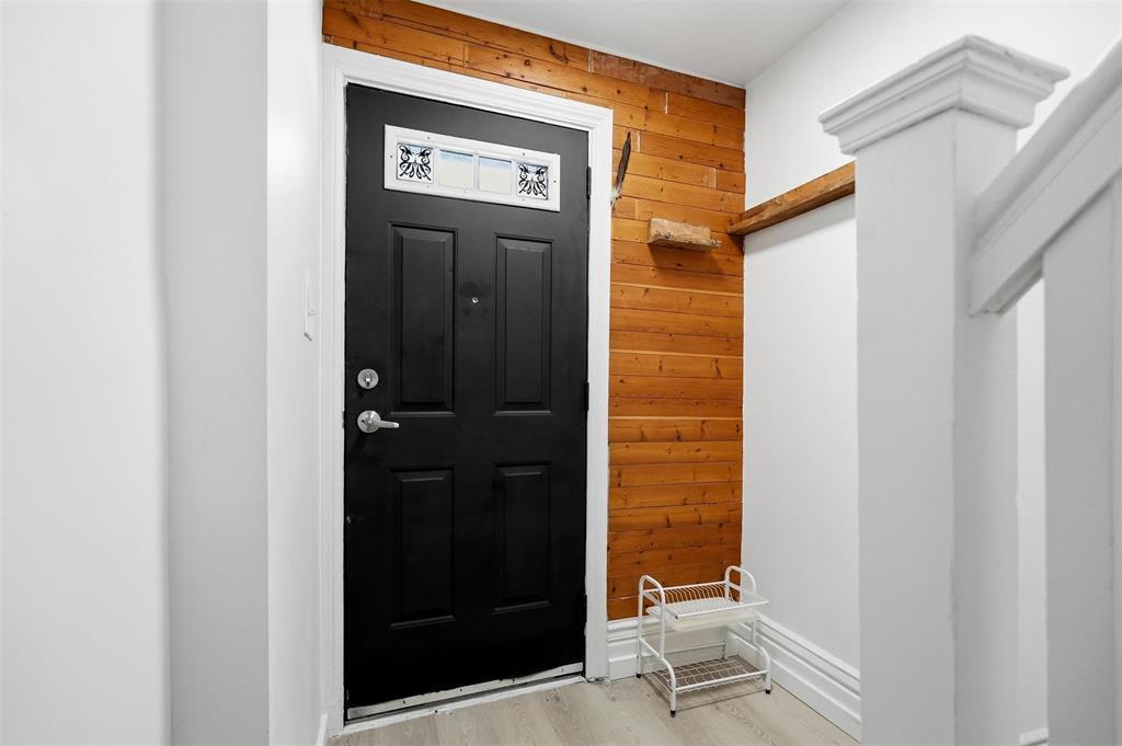 380 Tweed Avenue, Winnipeg, MB - Indoor Photo Showing Other Room
