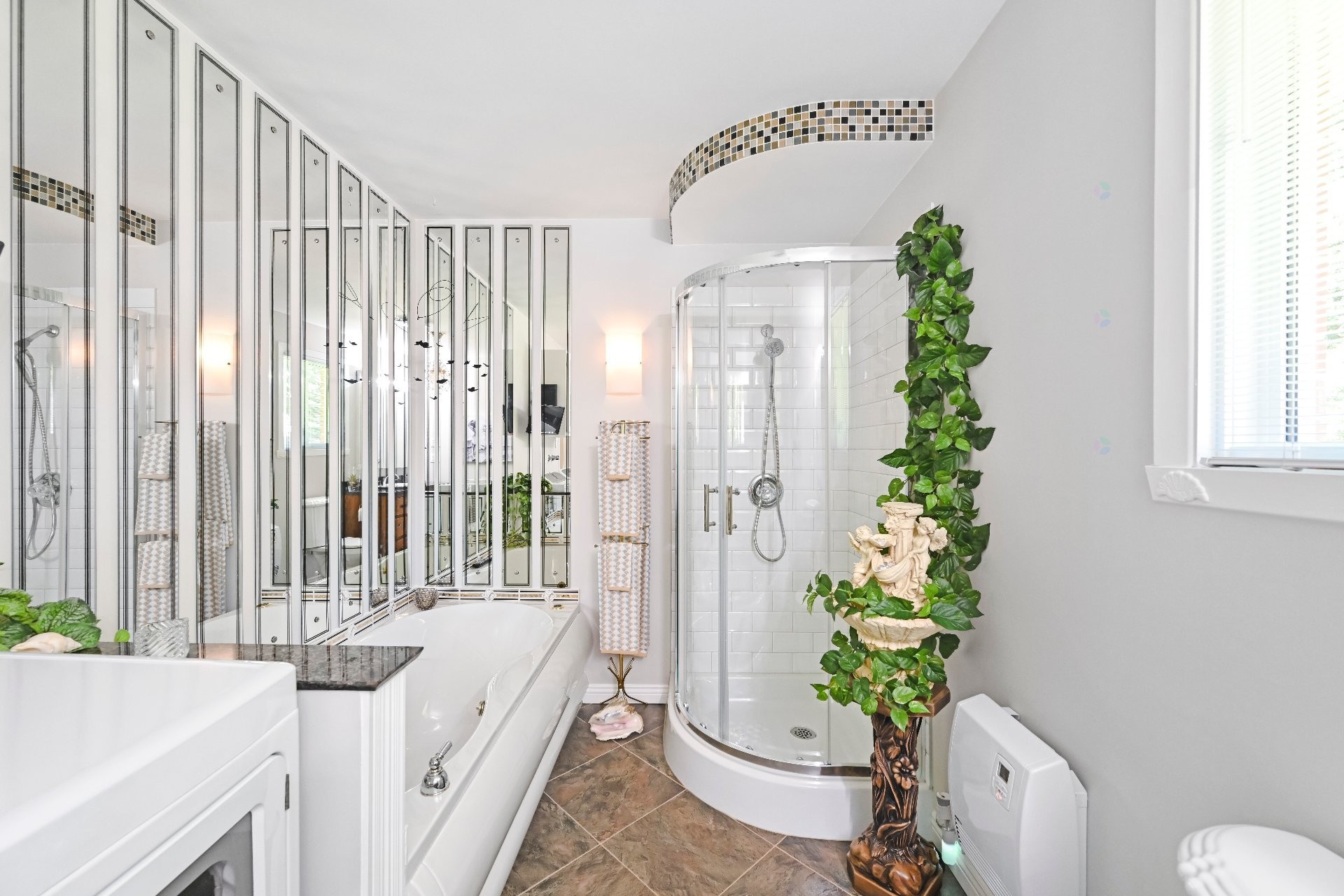 Salle de bains - 216 Route 202 E., Bedford - Canton, QC - Indoor Photo Showing Bathroom