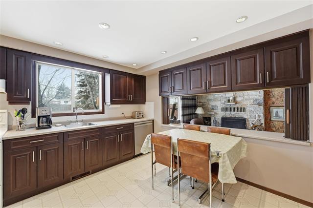 18 Edgemont Dr, Winnipeg, MB