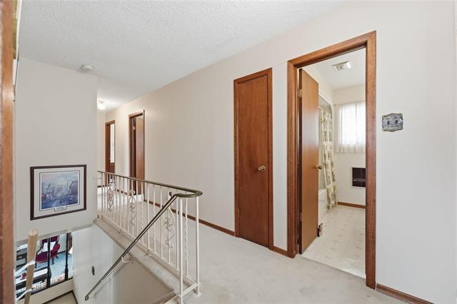 18 Edgemont Dr, Winnipeg, MB