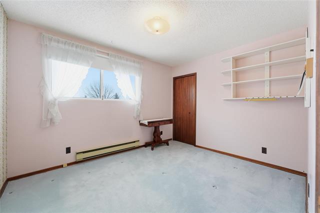 18 Edgemont Dr, Winnipeg, MB