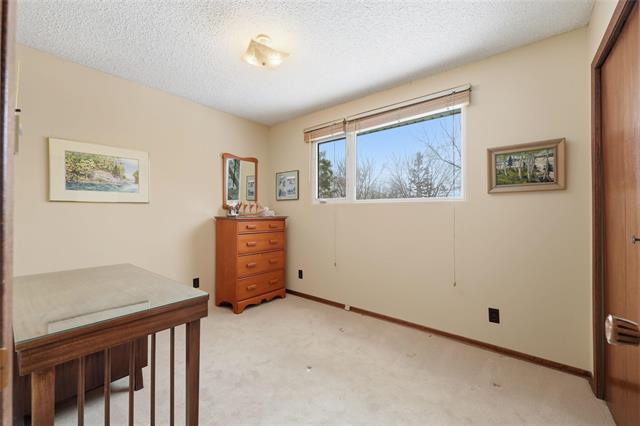 18 Edgemont Dr, Winnipeg, MB