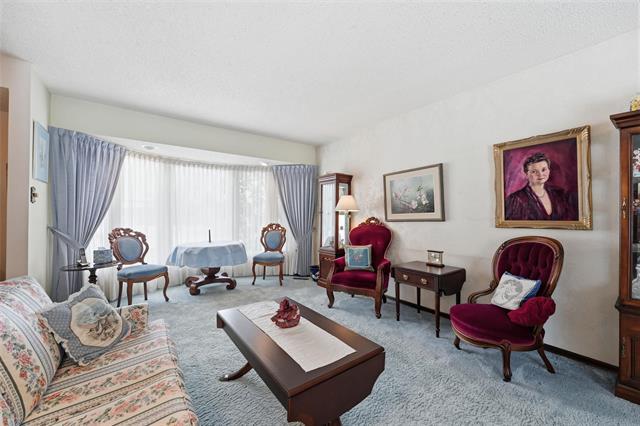 18 Edgemont Dr, Winnipeg, MB