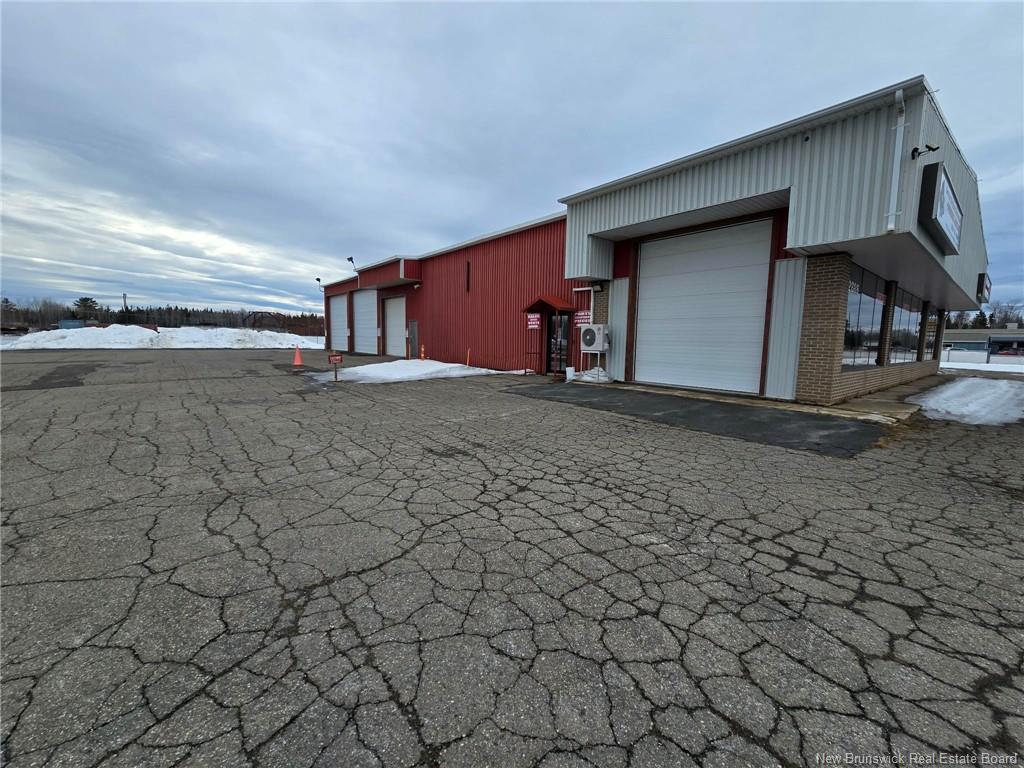 2886 Miramichi Ave, Bathurst, NB