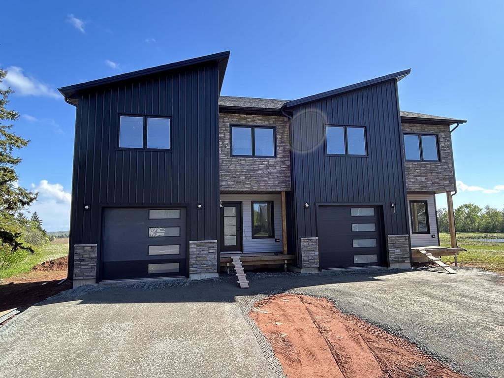 248 Ferry Road, Cornwall, PE
