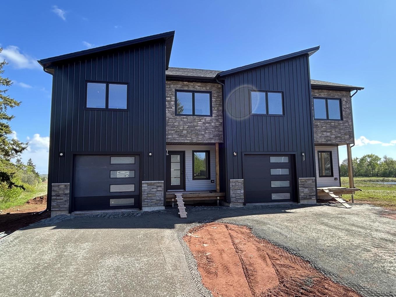 250 Ferry Road, Cornwall, PE