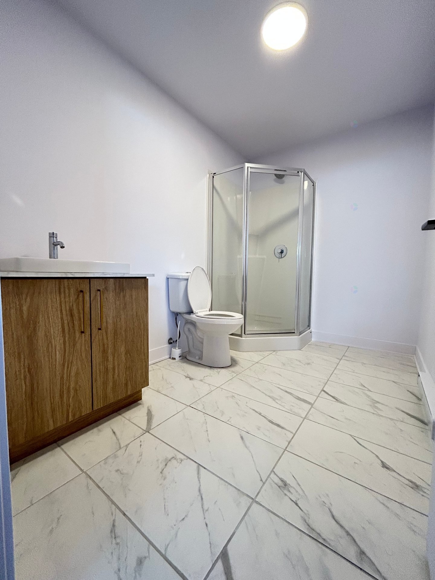 Salle de bains - 19 Rue De L'Hirondelle, Brownsburg-Chatham, QC - Indoor Photo Showing Other Room