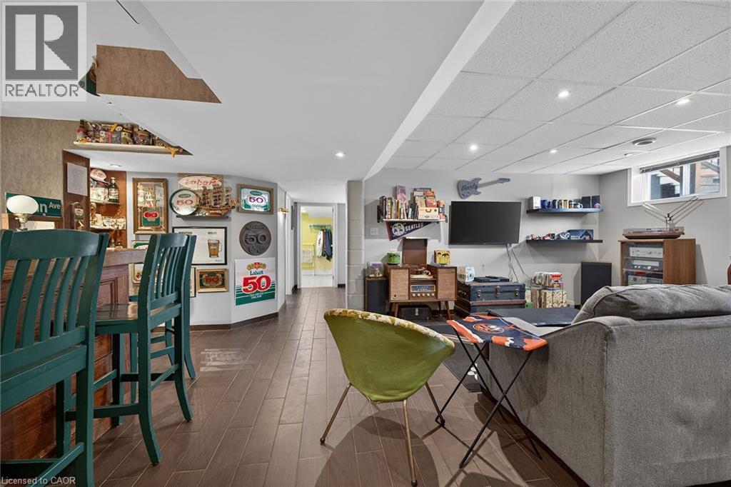 248 Seneca Avenue, Hamilton, ON - Indoor