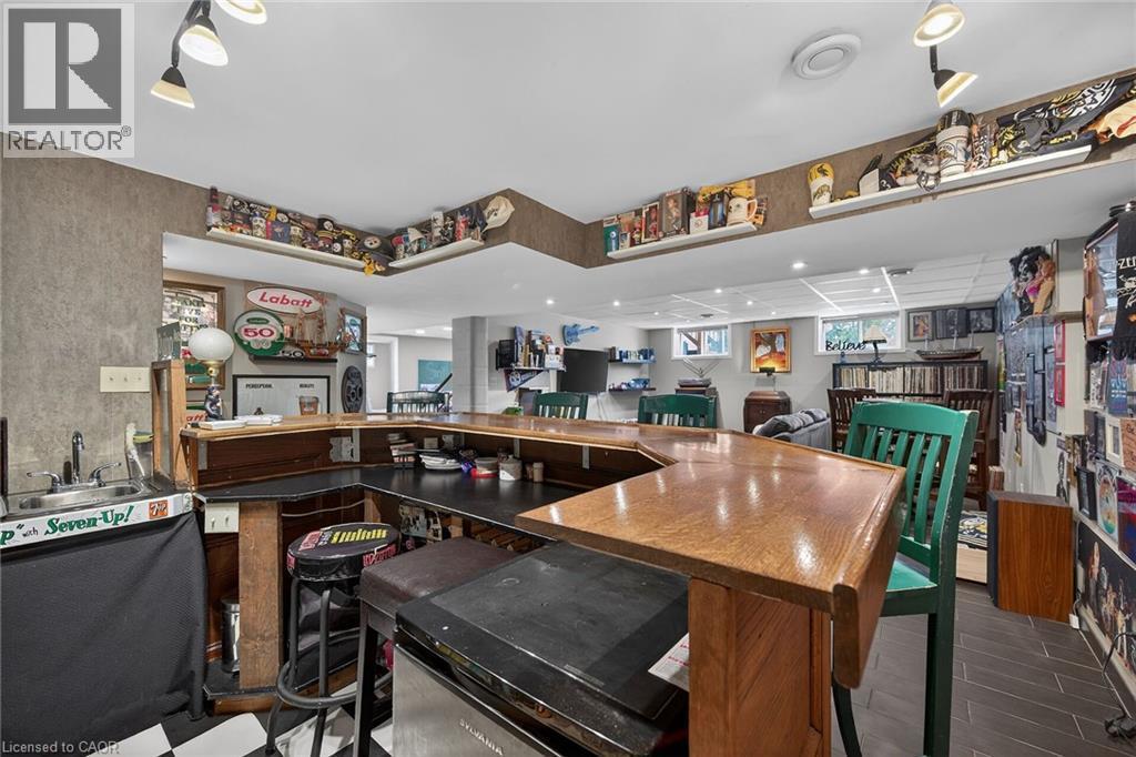 248 Seneca Avenue, Hamilton, ON - Indoor