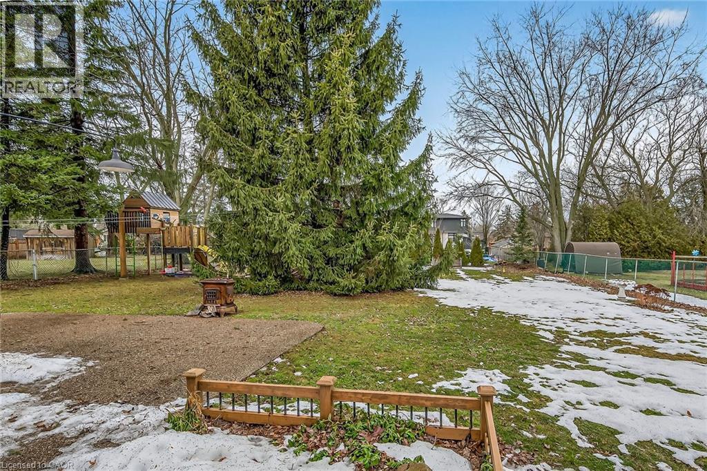 248 Seneca Avenue, Hamilton, ON - Outdoor