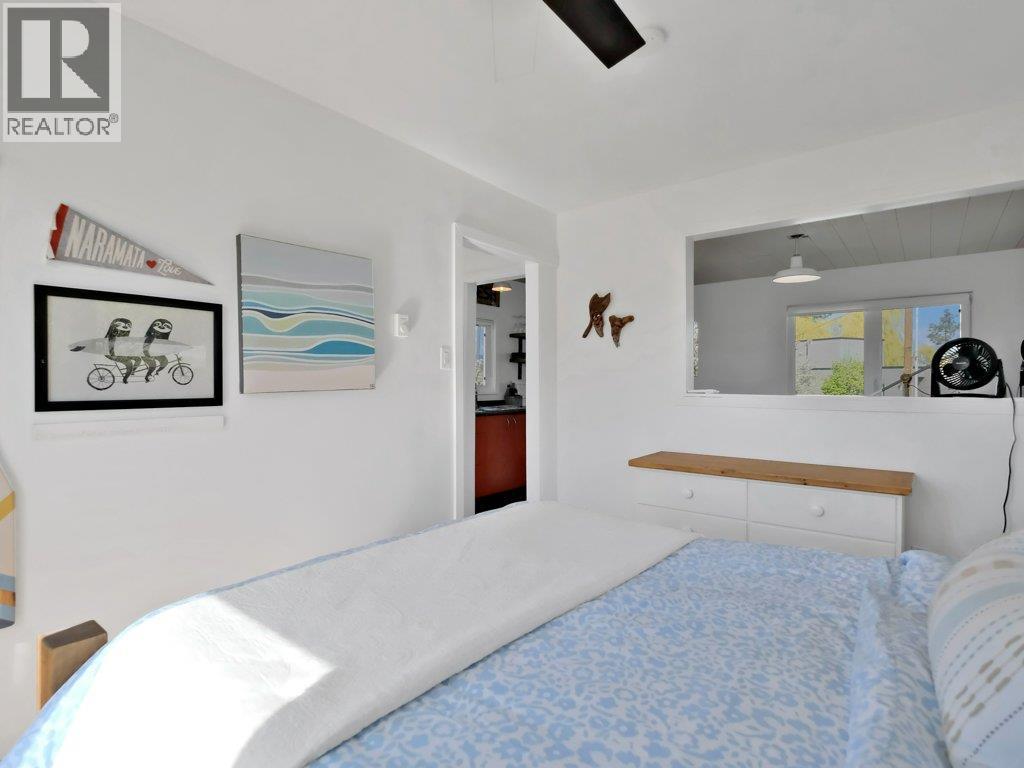 620 Boothe Road, Naramata, BC - Indoor Photo Showing Bedroom
