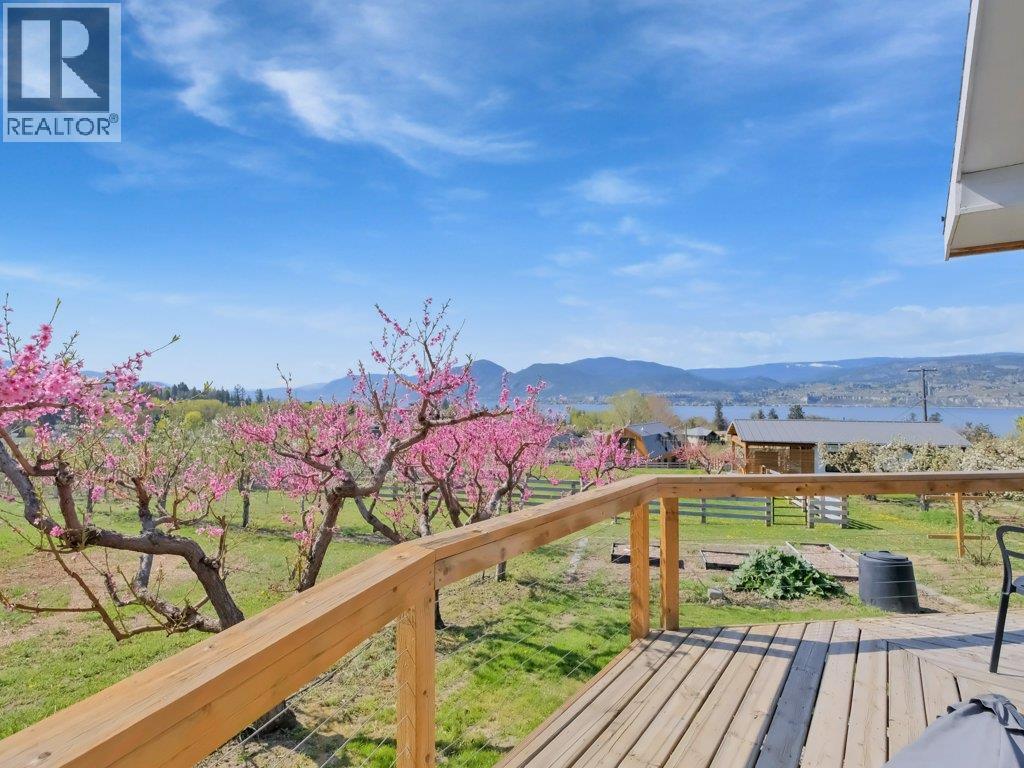 620 Boothe Road, Naramata, BC - Outdoor With Body Of Water With View