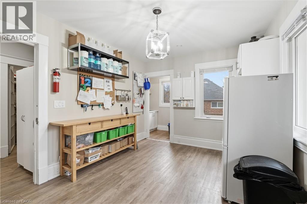 89 Main Street E, Grimsby, ON