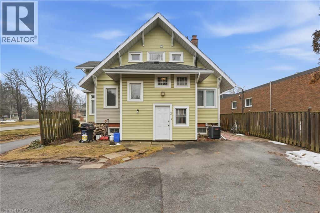 89 Main Street E, Grimsby, ON