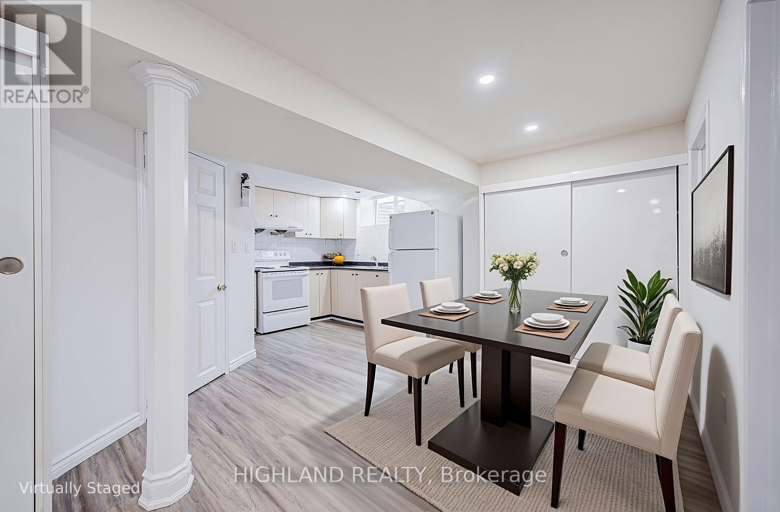 5191 Warwickshire Way, Mississauga, ON - Indoor Photo Showing Dining Room