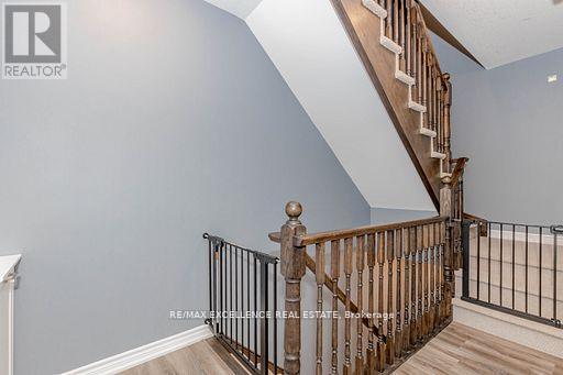 9 Hiscott Drive, Hamilton, ON - Indoor Photo Showing Other Room