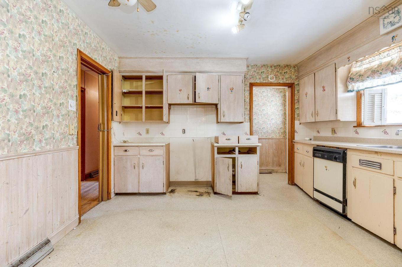 2835 Joseph Howe Drive, Halifax, NS