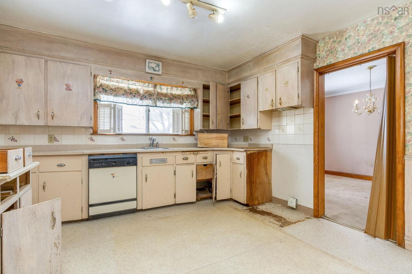 2835 Joseph Howe Drive, Halifax, NS